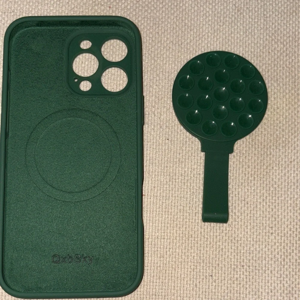 💚🆕💚 QxbSky Green Phone Case With MagSafe Suction Holder and Screen Protector